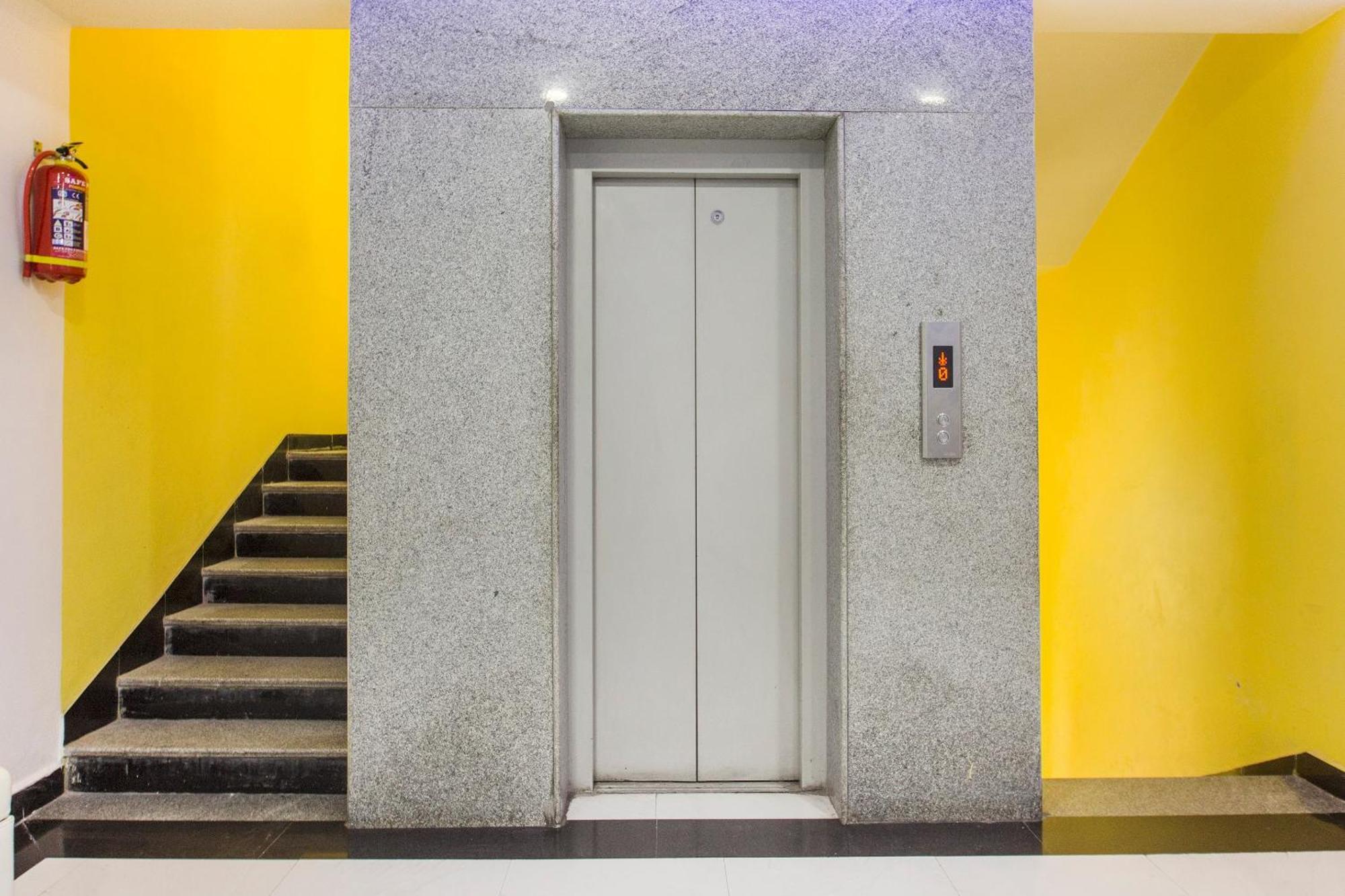 OYO 10139 Hotel Palak Residency Hyderabad Exterior foto