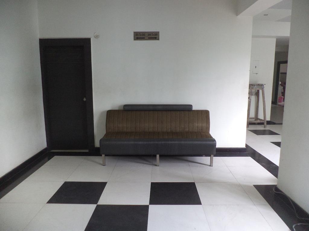 OYO 10139 Hotel Palak Residency Hyderabad Exterior foto